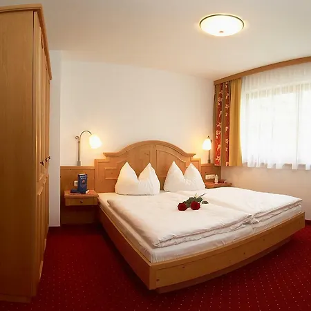 Alpenstern Appartement *